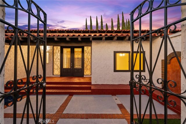 9724 Bothwell, Northridge, CA 91324