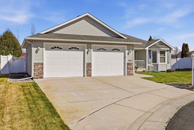 1703 E Grassland Ct, Spokane, WA 99217