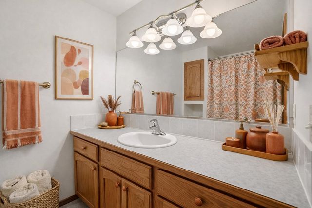 1703 E Grassland Ct, Spokane, WA 99217