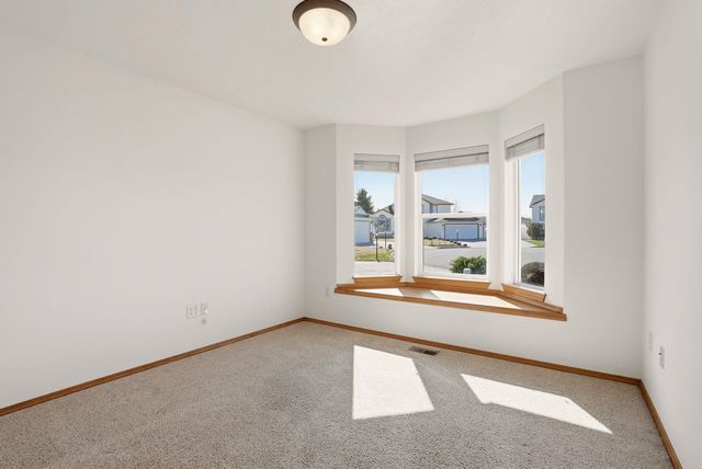 1703 E Grassland Ct, Spokane, WA 99217