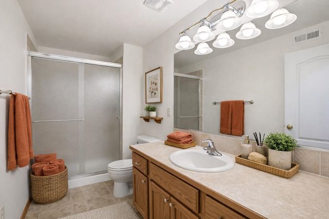 1703 E Grassland Ct, Spokane, WA 99217