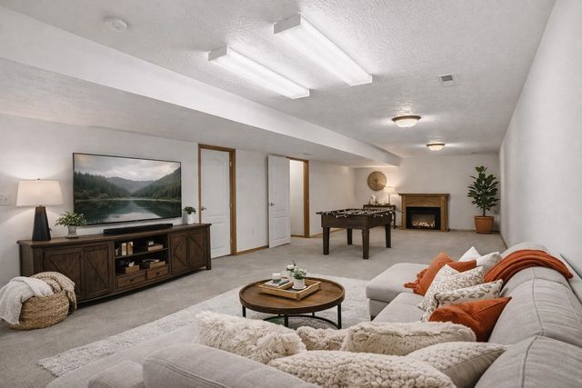 1703 E Grassland Ct, Spokane, WA 99217