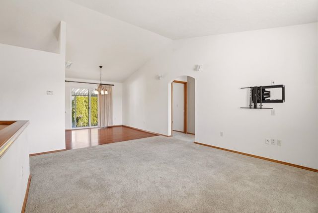 1703 E Grassland Ct, Spokane, WA 99217