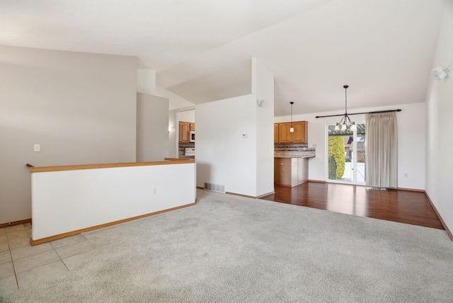 1703 E Grassland Ct, Spokane, WA 99217