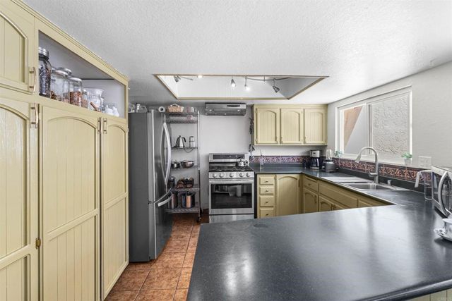 3340 Skytrail Ranch Road, Jamul, CA 91935