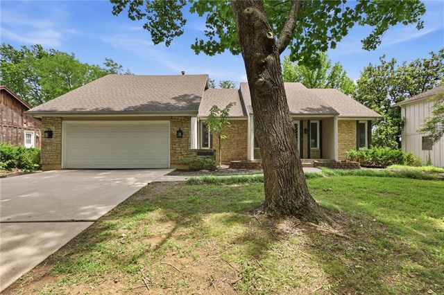 12815 CHERRY Street, Kansas City, MO 64145