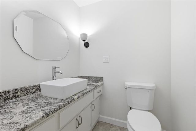 12815 CHERRY Street, Kansas City, MO 64145