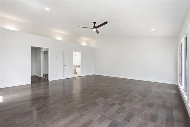 12815 CHERRY Street, Kansas City, MO 64145