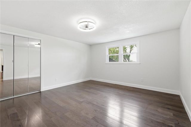 12815 CHERRY Street, Kansas City, MO 64145