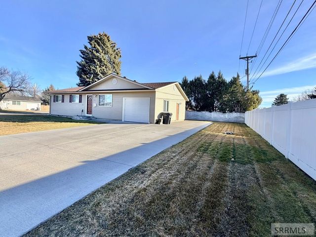 2012 Kearney Street, Idaho Falls, ID 83401