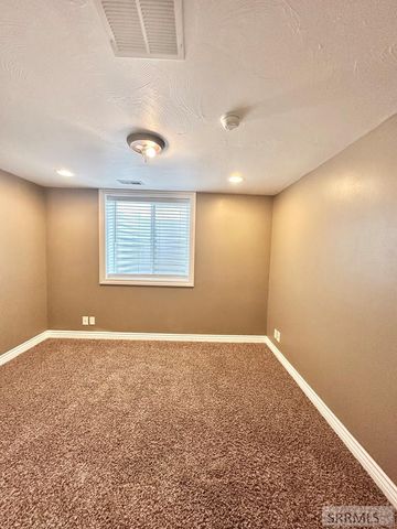 2012 Kearney Street, Idaho Falls, ID 83401