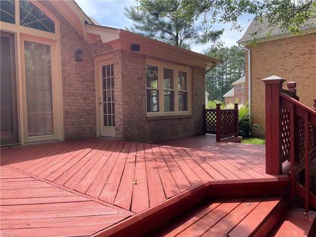 804 River Strand, Chesapeake, VA 23320