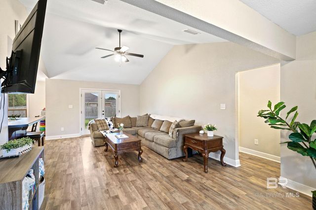 21718 Bartlett Lane, Robertsdale, AL 36567