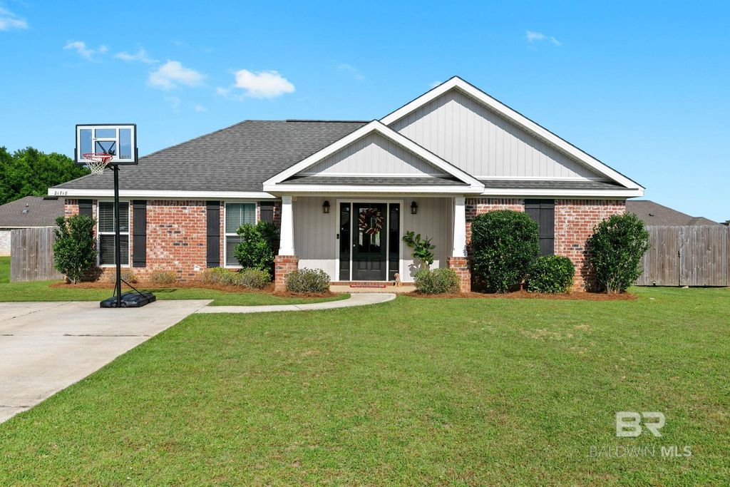21718 Bartlett Lane, Robertsdale, AL 36567