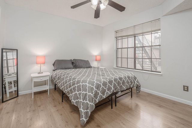 2300 Old Spanish Trail 1098, Houston, TX 77054