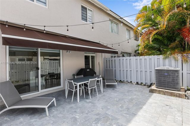 5622 NW 112th Ct, Doral, FL 33178