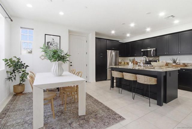 16255 Veridian, San Diego, CA 92127