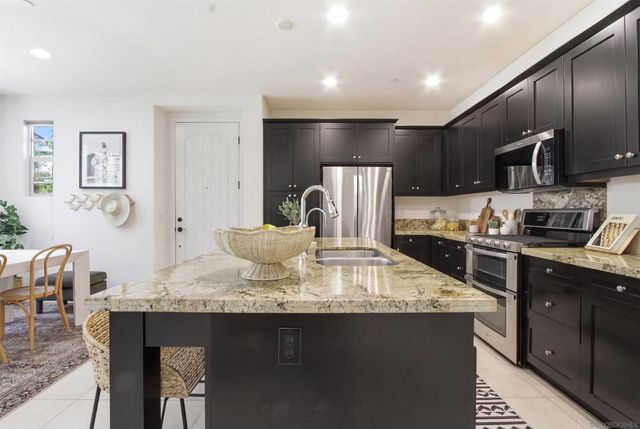 16255 Veridian, San Diego, CA 92127