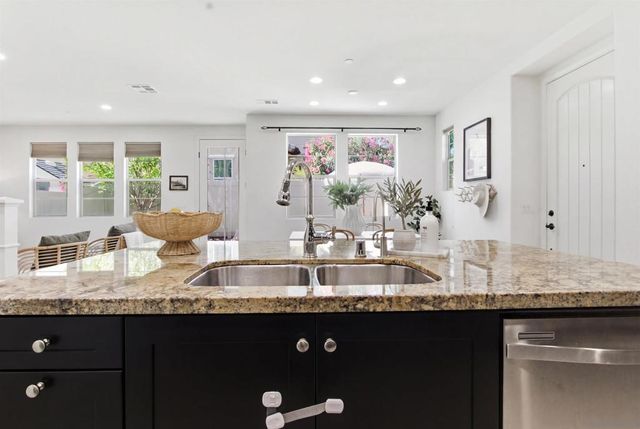 16255 Veridian, San Diego, CA 92127