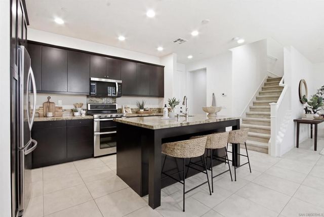 16255 Veridian, San Diego, CA 92127