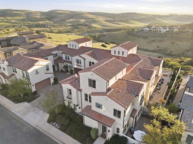 16255 Veridian, San Diego, CA 92127