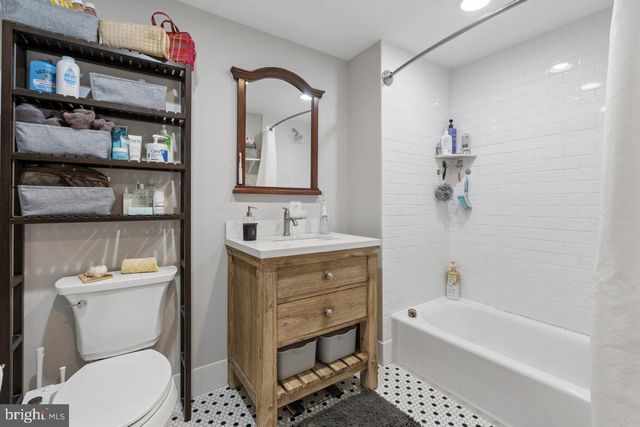 2139 MONTROSE ST, Philadelphia, PA 19146