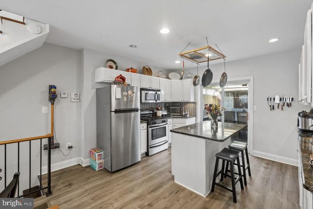 2139 MONTROSE ST, Philadelphia, PA 19146
