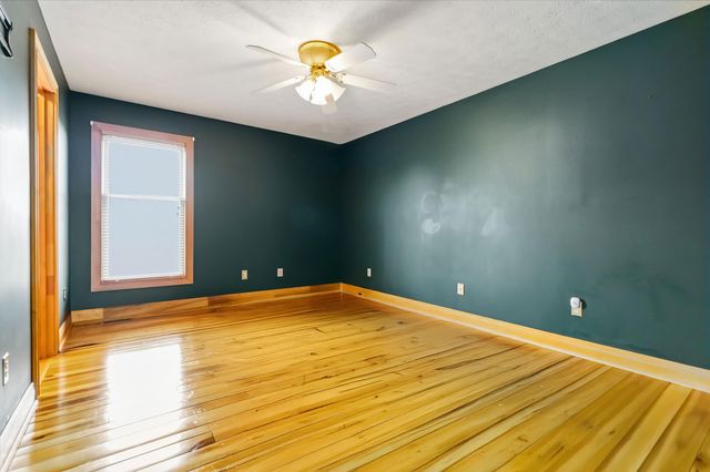 67 Delbar Lane, Lancaster, KY 40444