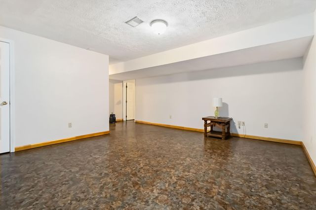 67 Delbar Lane, Lancaster, KY 40444