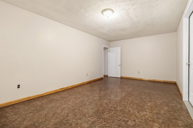 67 Delbar Lane, Lancaster, KY 40444