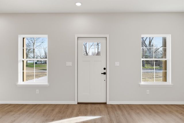 2656 Hendricks St, Gladewater, TX 75647