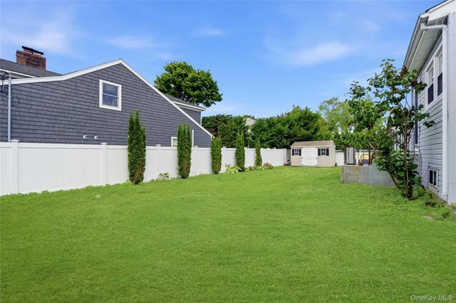 161 Sunset Road, Massapequa, NY 11758