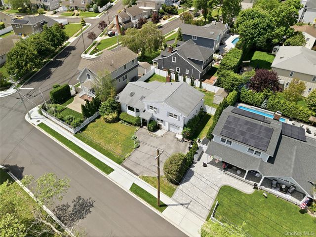 161 Sunset Road, Massapequa, NY 11758