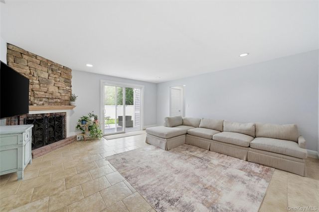 161 Sunset Road, Massapequa, NY 11758