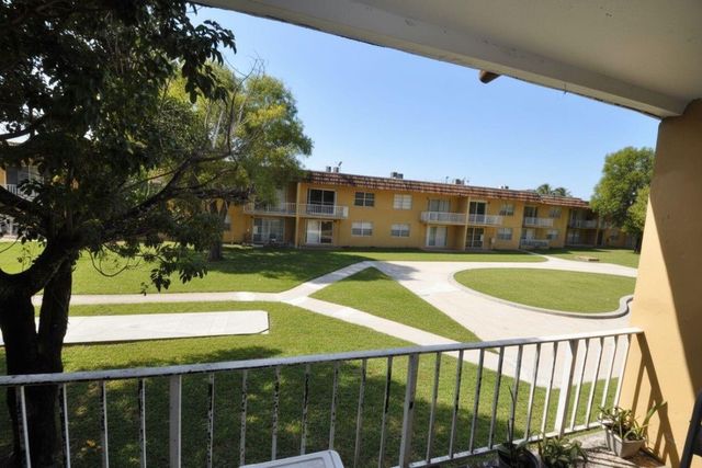 505 NW 177th Street 210, Miami, FL 33169