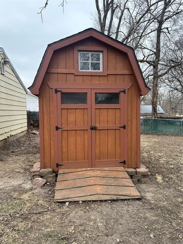 318 NW 52nd Avenue, Des Moines, IA 50313