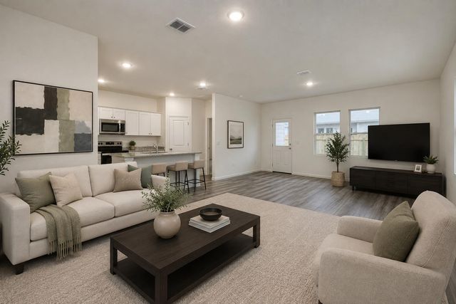 332 Sieders ST, Taylor, TX 76574