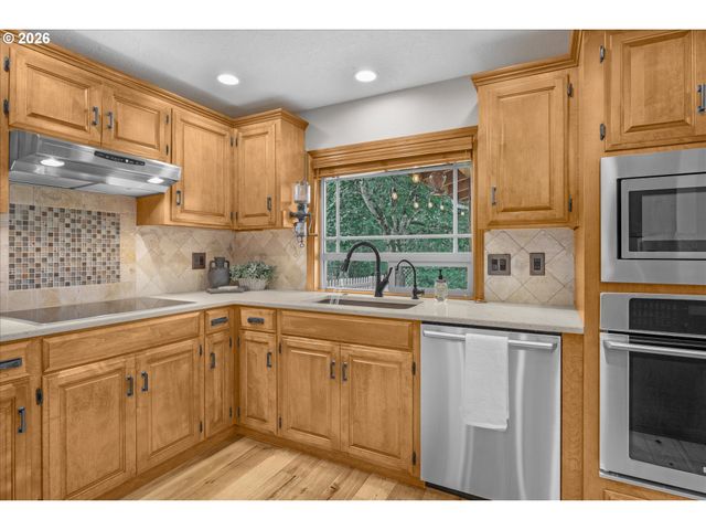 12684 Se REGENCY VIEW St, Happy Valley, OR 97086
