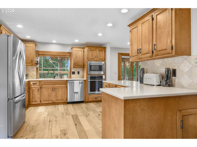 12684 Se REGENCY VIEW St, Happy Valley, OR 97086