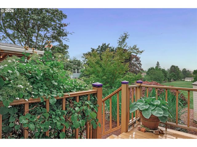 12684 Se REGENCY VIEW St, Happy Valley, OR 97086