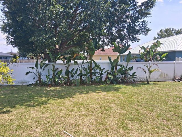 2175 SW Algiers Street, Port St. Lucie, FL 34953