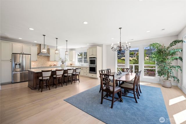 24050 Dolphin Lane, Mount Vernon, WA 98274