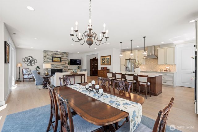 24050 Dolphin Lane, Mount Vernon, WA 98274