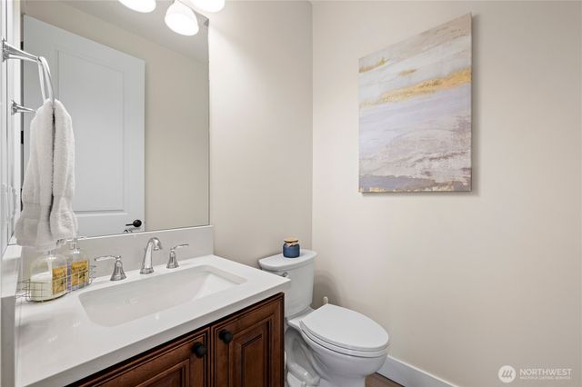 24050 Dolphin Lane, Mount Vernon, WA 98274