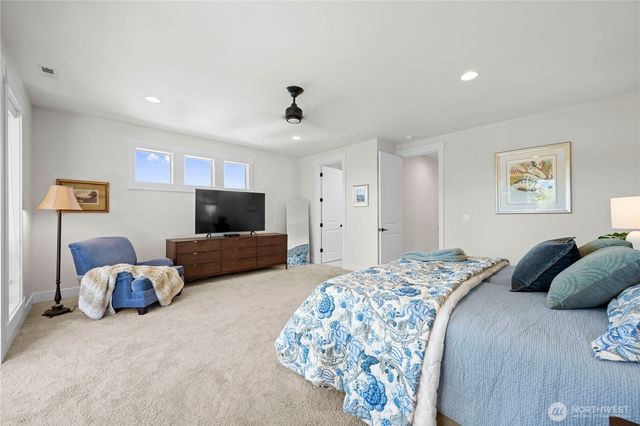 24050 Dolphin Lane, Mount Vernon, WA 98274