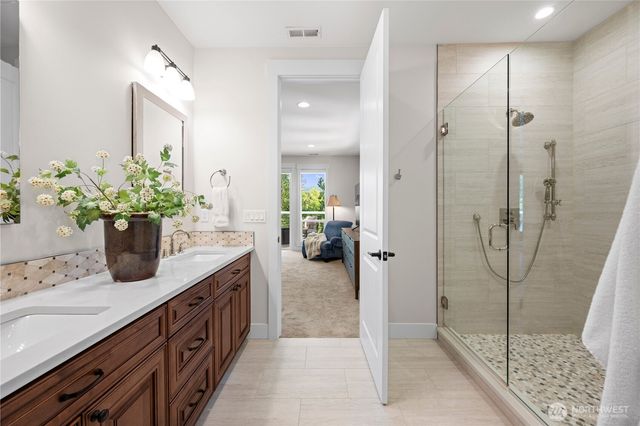 24050 Dolphin Lane, Mount Vernon, WA 98274