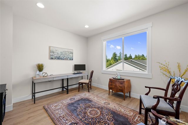 24050 Dolphin Lane, Mount Vernon, WA 98274