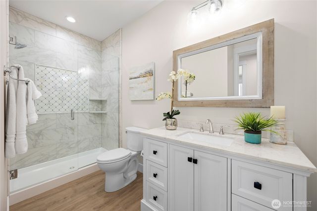 24050 Dolphin Lane, Mount Vernon, WA 98274