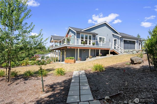 24050 Dolphin Lane, Mount Vernon, WA 98274