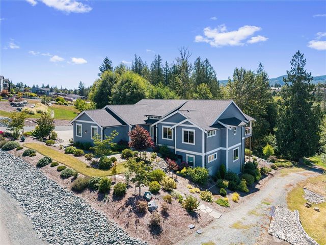 24050 Dolphin Lane, Mount Vernon, WA 98274